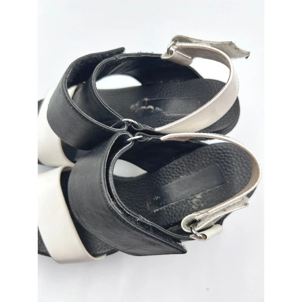 United Nude Delta Wedge Sandals Womens 38 Black White Good Architectural